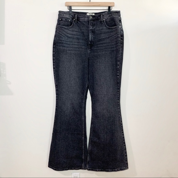 FREE PEOPLE Plus Size Robin High Rise Flare Jeans - Picture 2 of 14